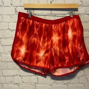 𝅺31) Adidas Running Shorts With Liner Size XL Red